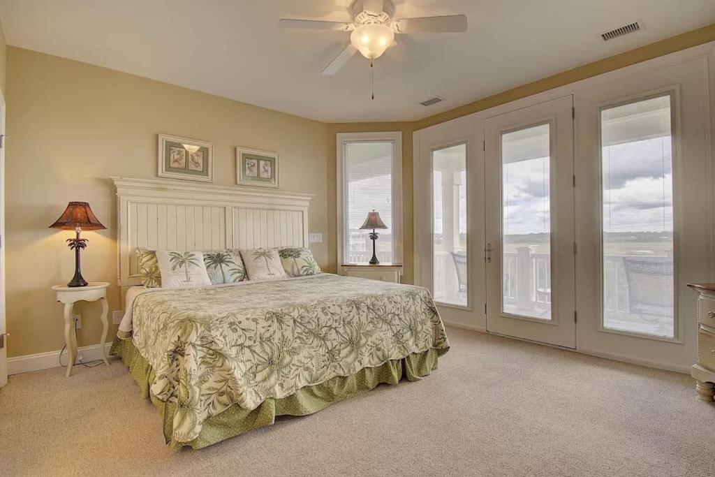 Southern Charm Of Holden Beach Exterior photo