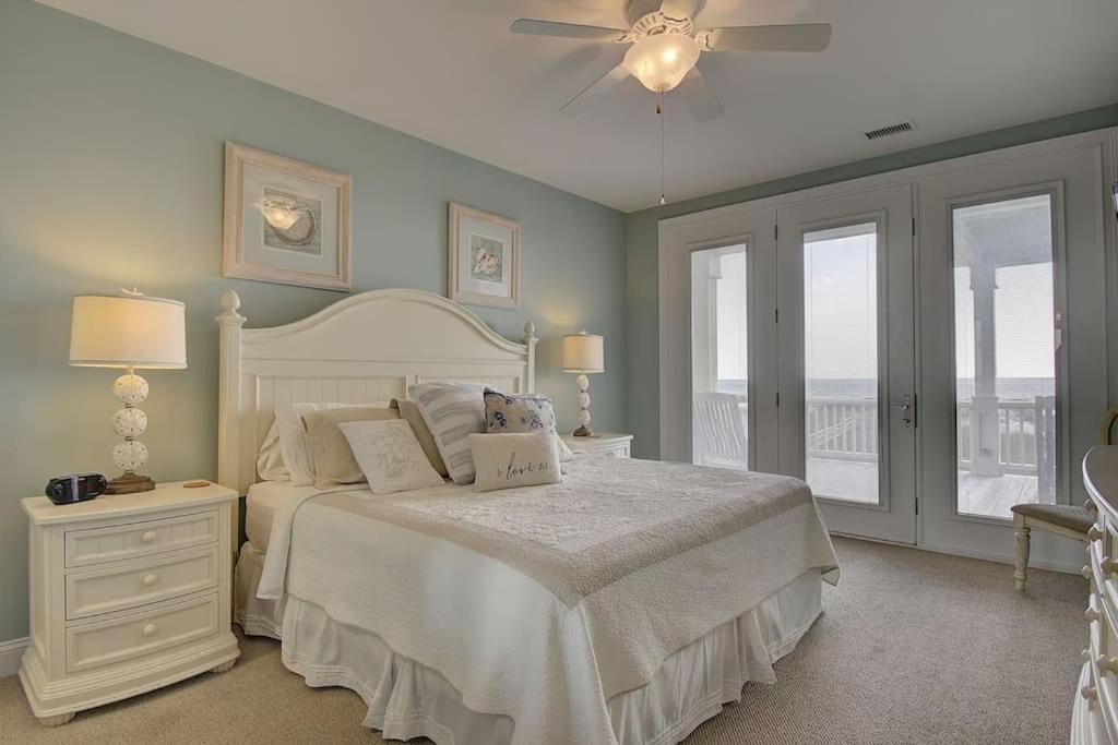 Southern Charm Of Holden Beach Exterior photo
